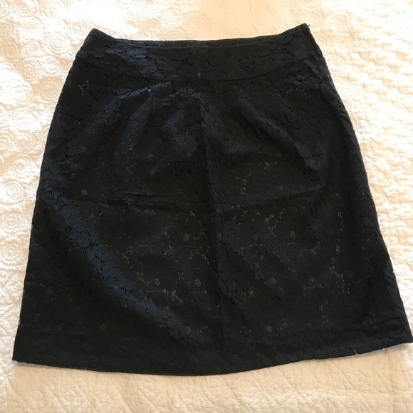 Pretty H&M black skirt with lace overskirt (8) - Picture 1 of 10